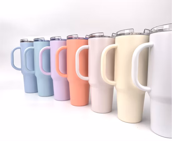 Tazza da caffè da viaggio personalizzata Adventure Quencher da 40 once in acciaio inossidabile a doppia parete Stanleys Cup